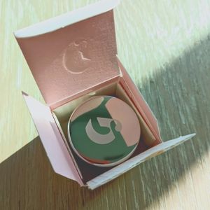 NEW Glossier Stretch Concealer G11